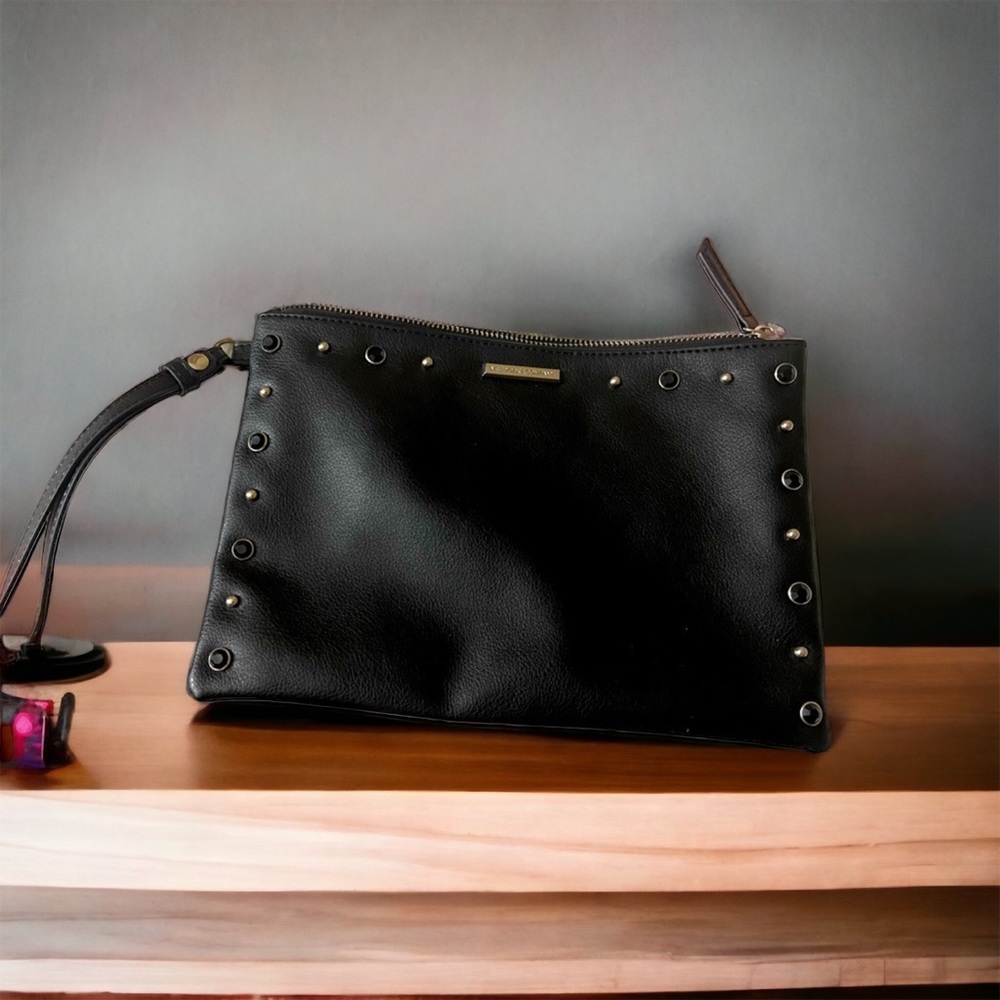 New York & co. Wristlet